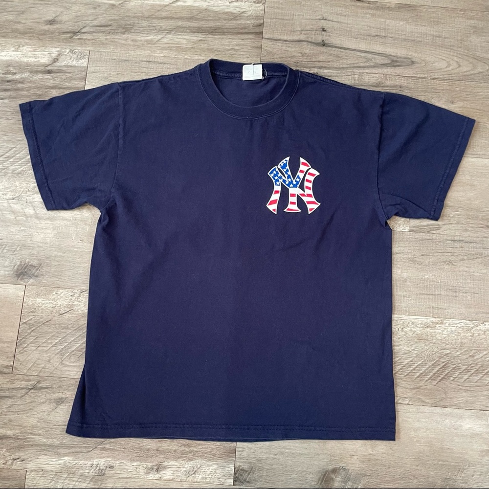 2001 New York Yankees September 11th T Shirt USA Flag 9/11 Size Large Majestic